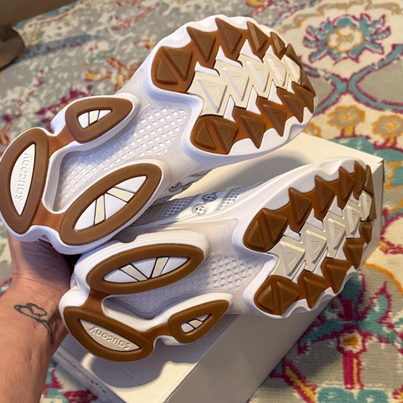 SAUCONY GRID NXT White Iridescent Mesh Sneakers - Picture 4 of 6